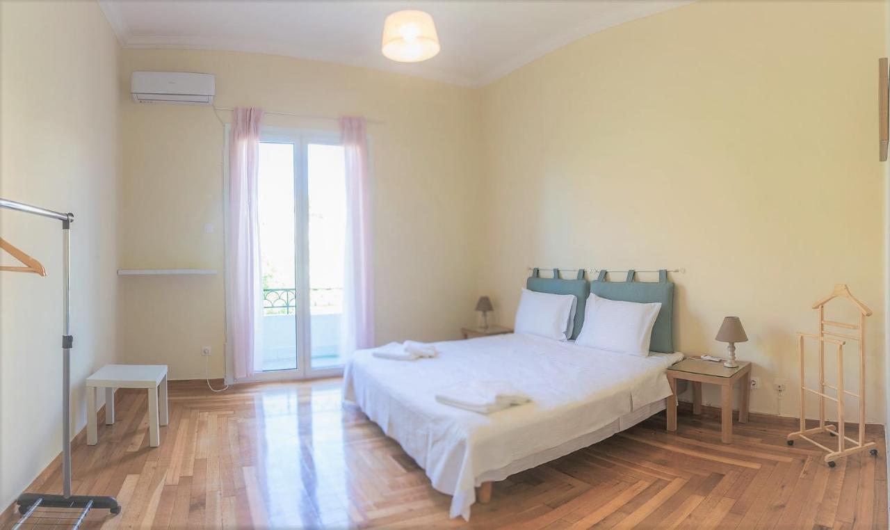 The Athenian House -Duxiana Bed Apartment Екстериор снимка