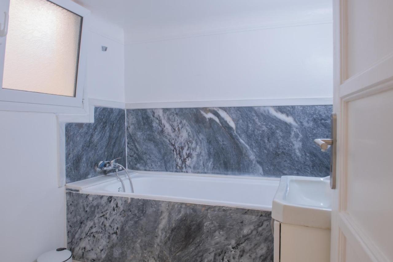 The Athenian House -Duxiana Bed Apartment Екстериор снимка