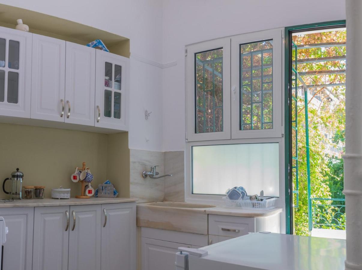The Athenian House -Duxiana Bed Apartment Екстериор снимка